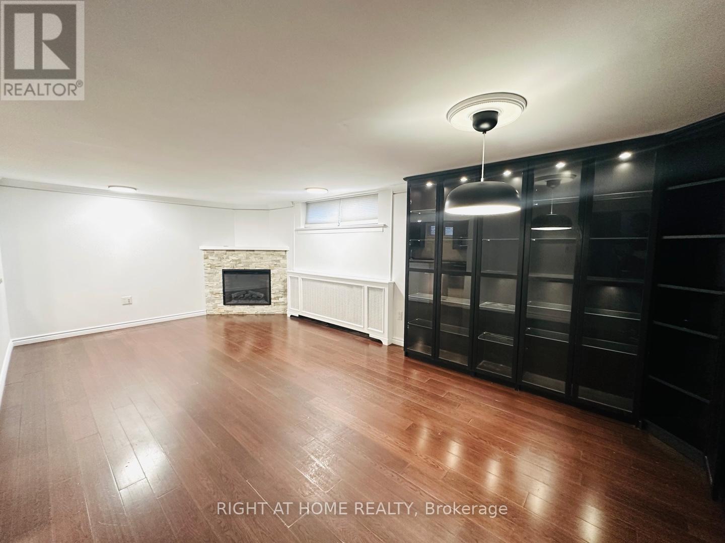 69 Haddington Avenue, Toronto, Ontario  M5M 2P2 - Photo 14 - C12945274