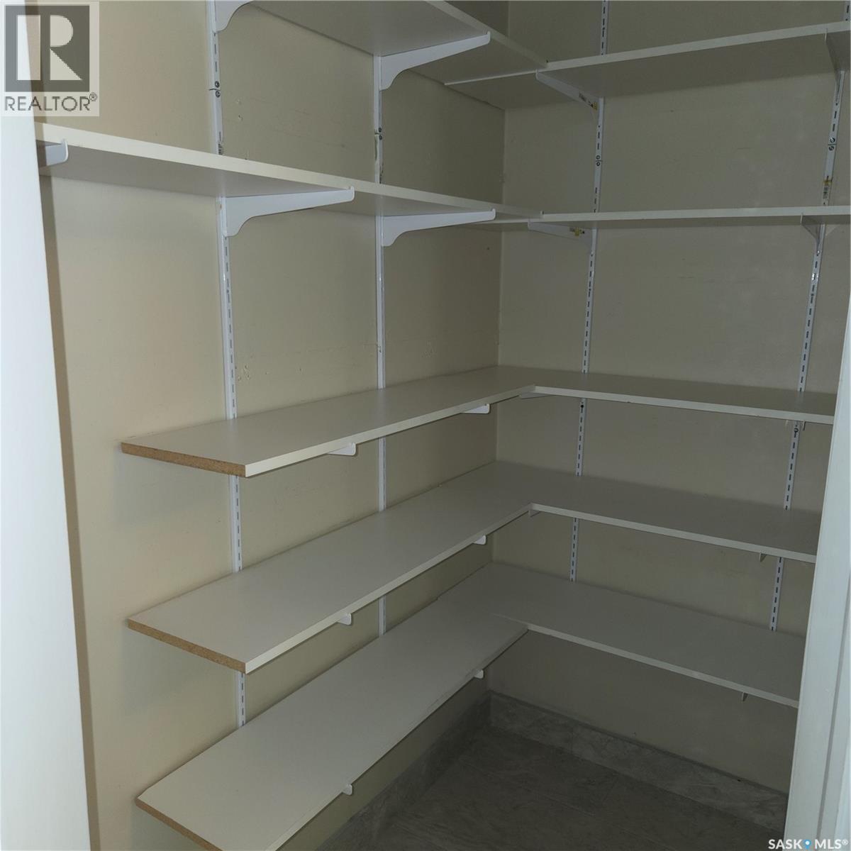 17 1292 Gordon Road, Moose Jaw, Saskatchewan  S6H 3E5 - Photo 5 - SK025992