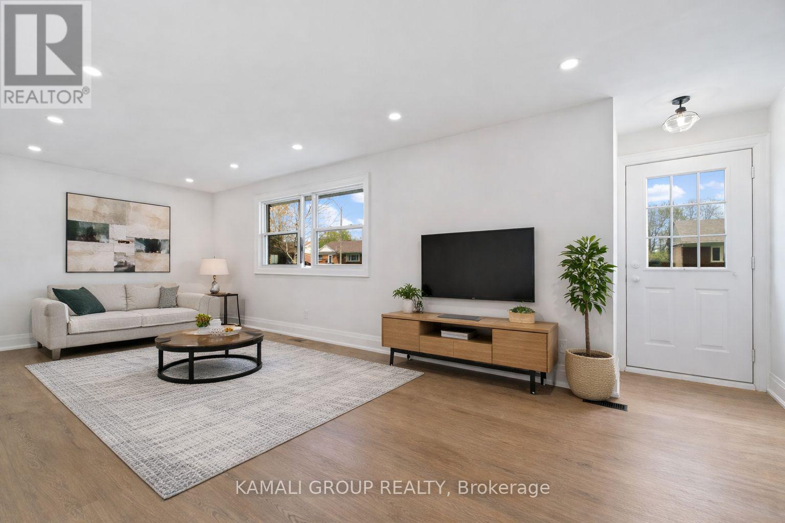 MAIN - 76 ADMIRAL ROAD, Ajax, Ontario