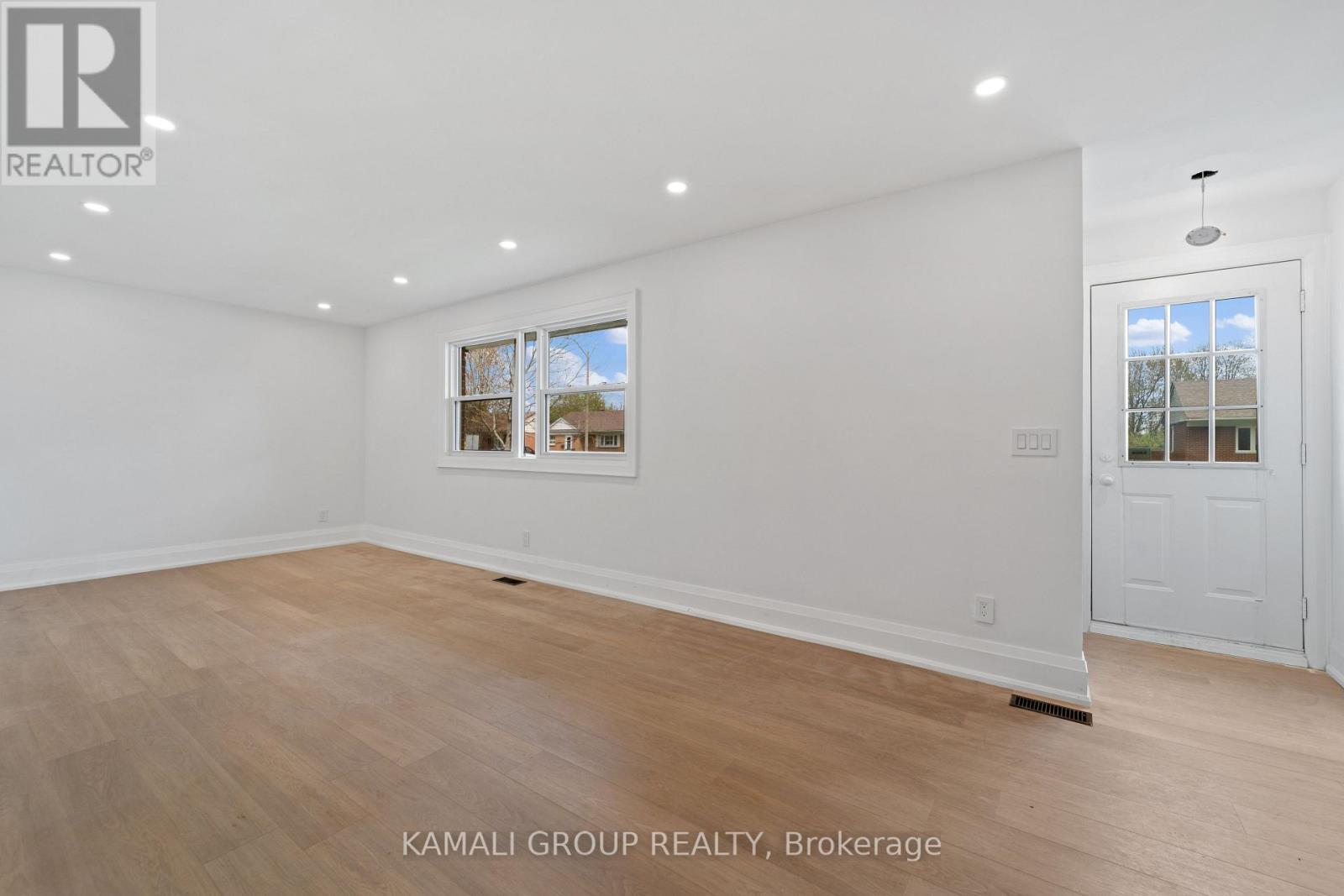 Main - 76 Admiral Road, Ajax, Ontario  L1S 2N9 - Photo 4 - E12944900