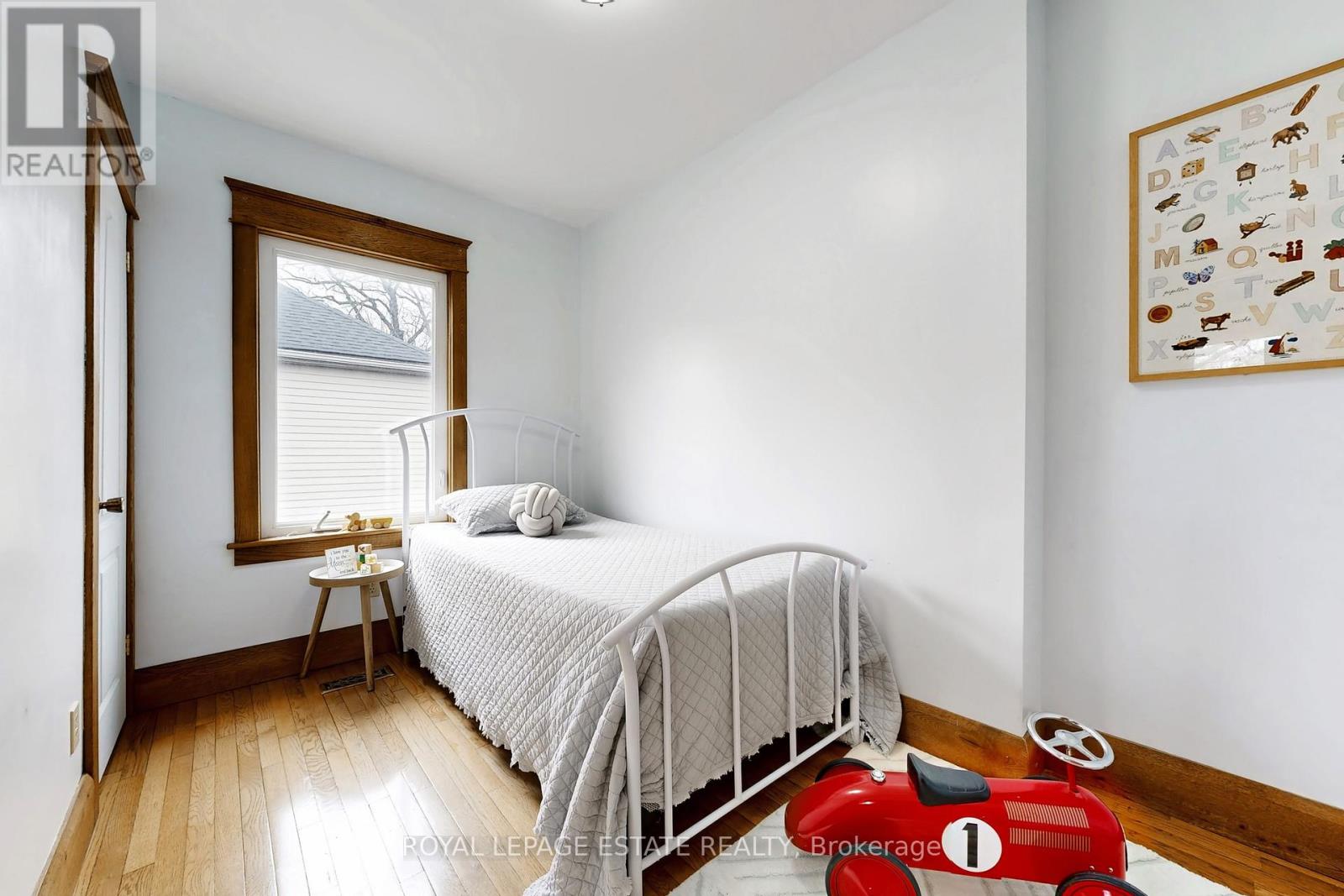 2 Beck Avenue, Toronto, Ontario  M4C 4L5 - Photo 21 - E12944930