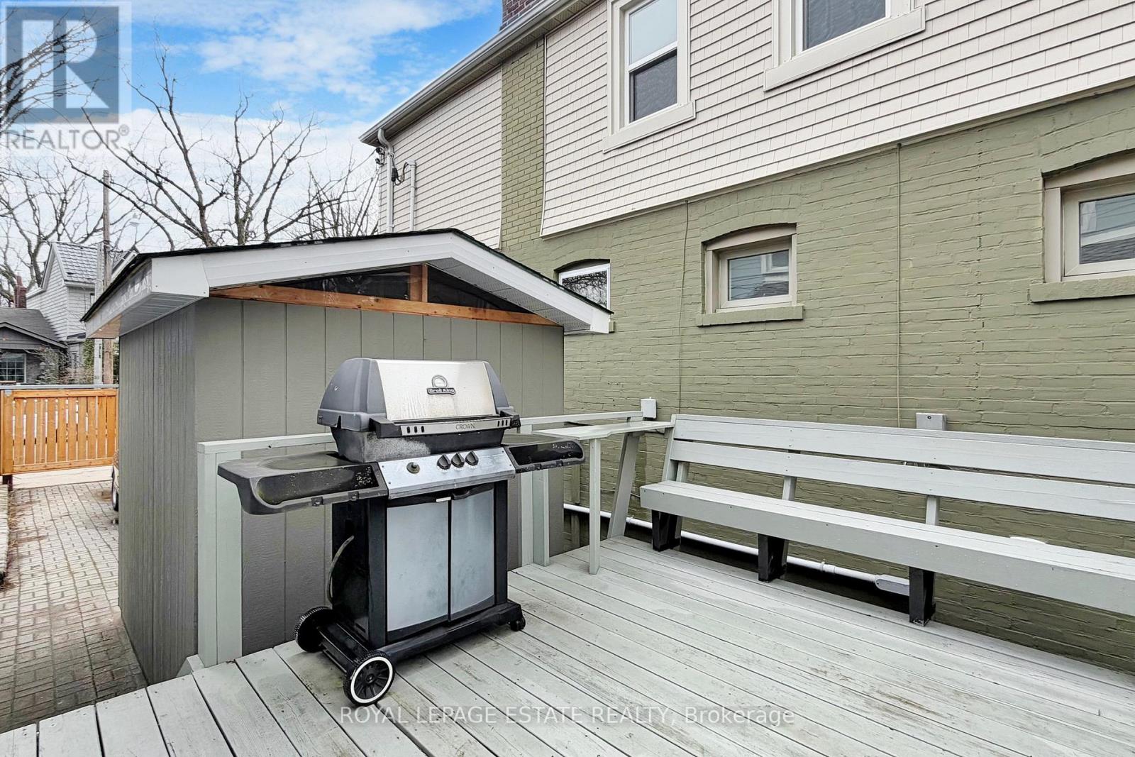 2 Beck Avenue, Toronto, Ontario  M4C 4L5 - Photo 33 - E12944930