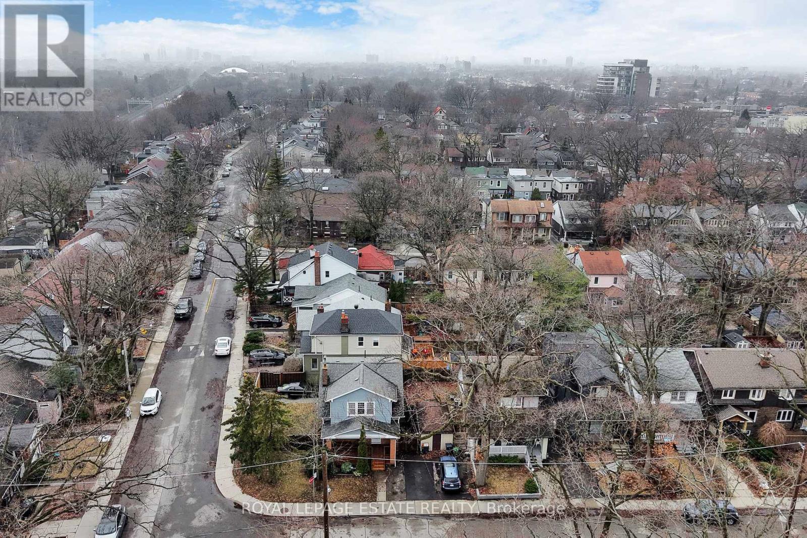 2 Beck Avenue, Toronto, Ontario  M4C 4L5 - Photo 38 - E12944930