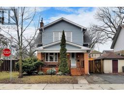 2 BECK AVENUE, Toronto, Ontario