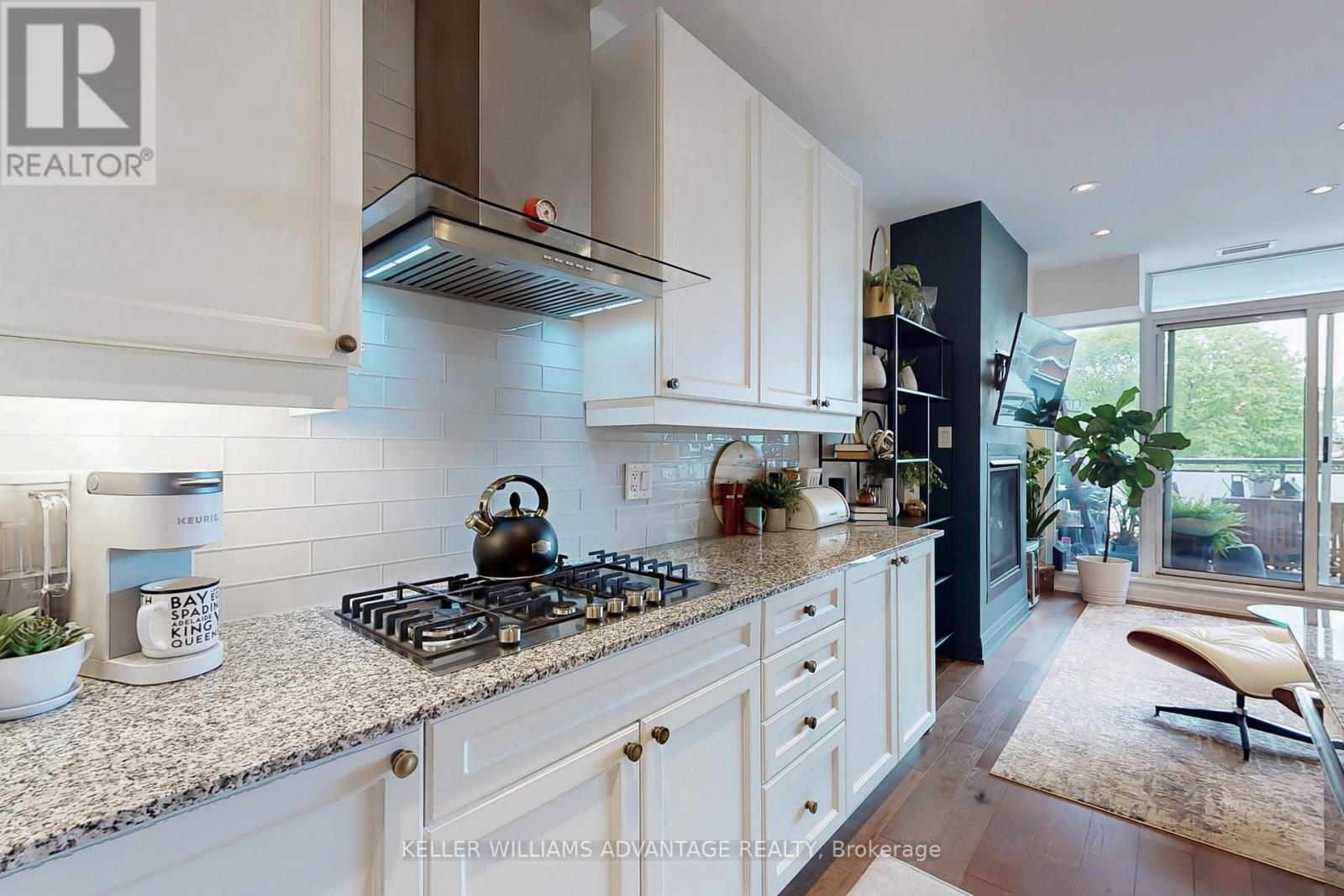 308 - 200 Woodbine Avenue, Toronto, Ontario  M4L 3P2 - Photo 11 - E12945176