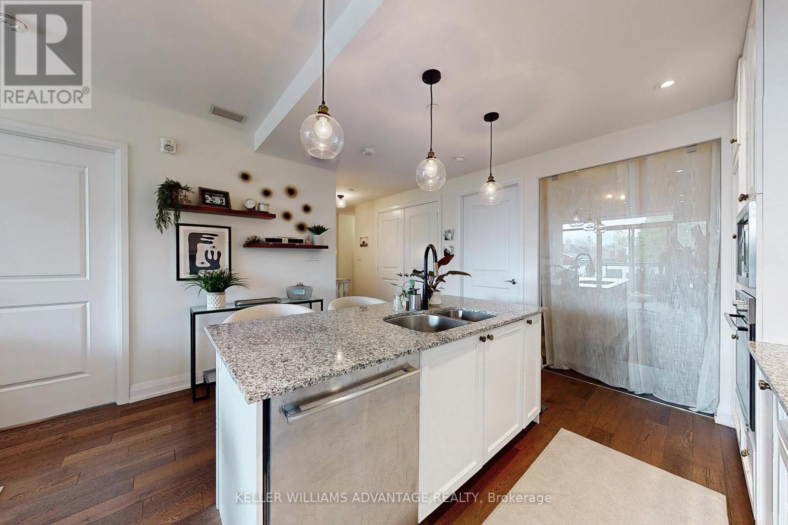 308 - 200 Woodbine Avenue, Toronto, Ontario  M4L 3P2 - Photo 12 - E12945176