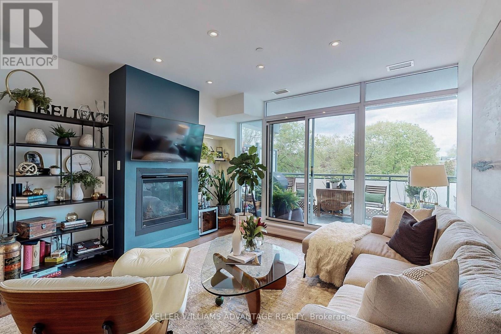 308 - 200 Woodbine Avenue, Toronto, Ontario  M4L 3P2 - Photo 13 - E12945176