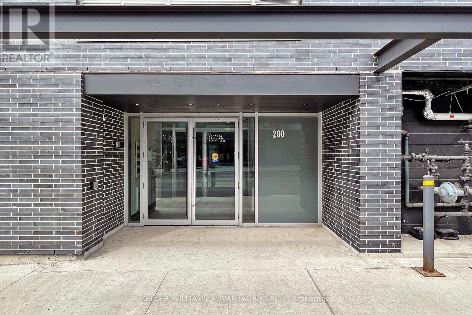 308 - 200 Woodbine Avenue, Toronto, Ontario  M4L 3P2 - Photo 2 - E12945176