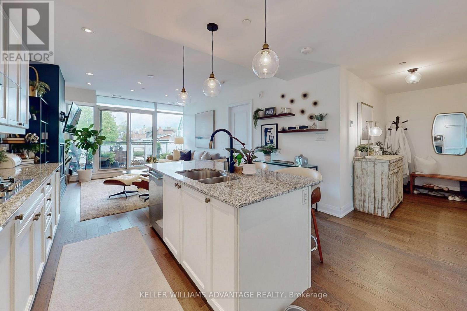 308 - 200 Woodbine Avenue, Toronto, Ontario  M4L 3P2 - Photo 7 - E12945176