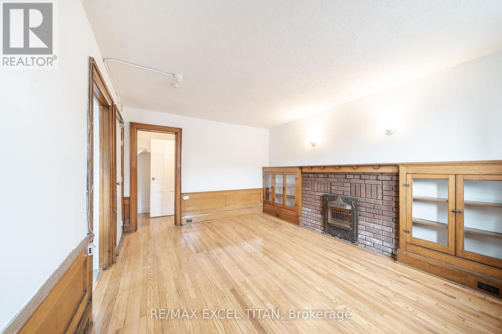 65 - 12 Kingston Road, Toronto, Ontario  M4L 1S5 - Photo 2 - E12945242