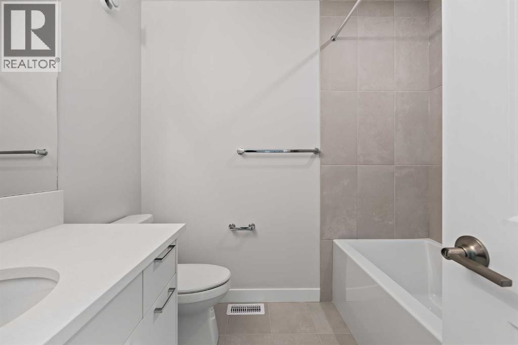 2527 Sovereign Crescent SW, Calgary, Alberta  T3C 3Y3 - Photo 24 - A2285427