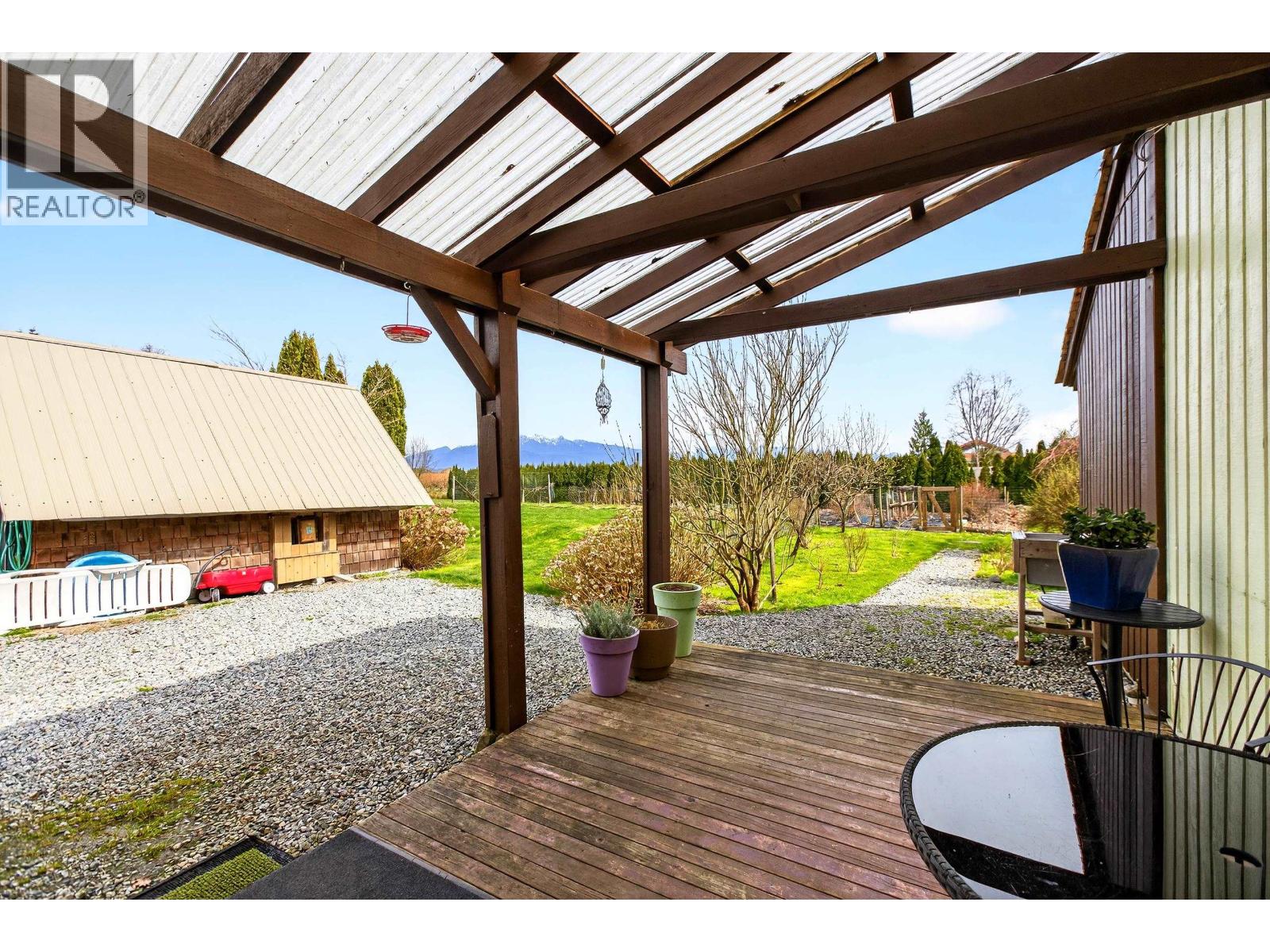 17515 Ford Road Detour, Pitt Meadows, British Columbia  V3Y 0A6 - Photo 33 - R3105542