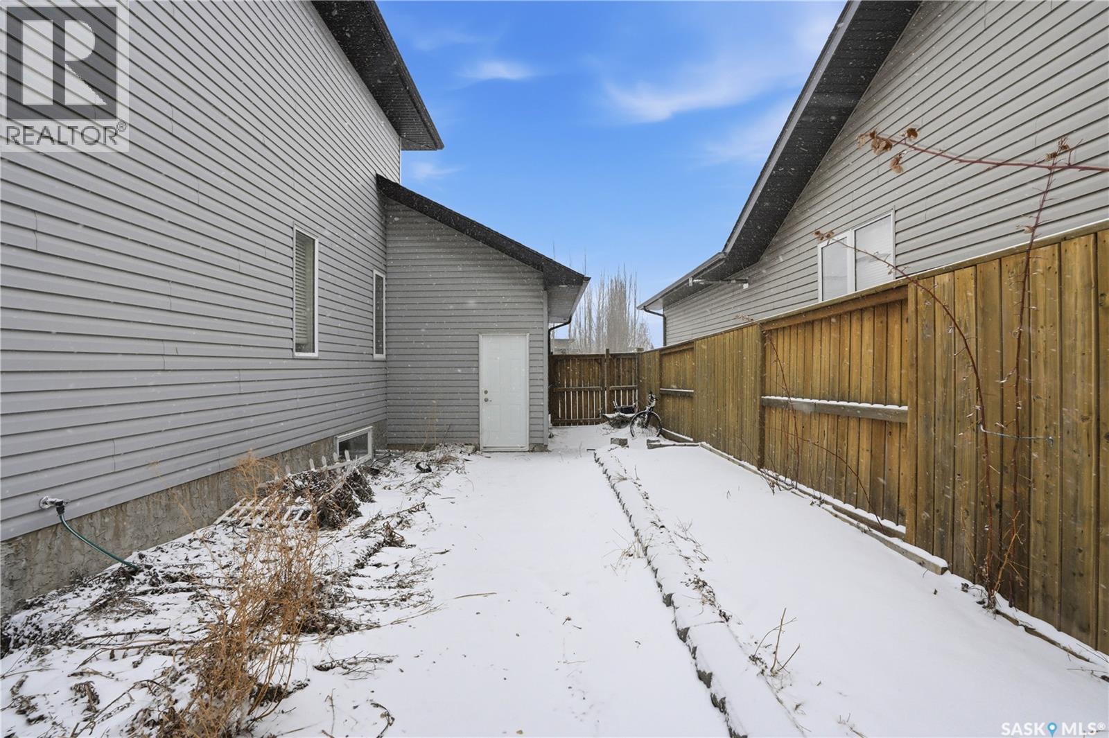 846 4th Street S, Martensville, Saskatchewan  S0K 0A2 - Photo 41 - SK031740