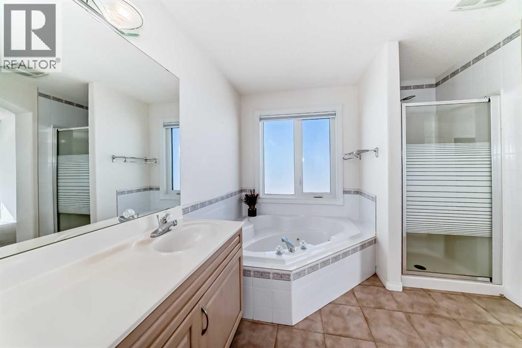 300 Hampstead Road Nw, Calgary, Alberta  T3A 6G4 - Photo 32 - A2292670