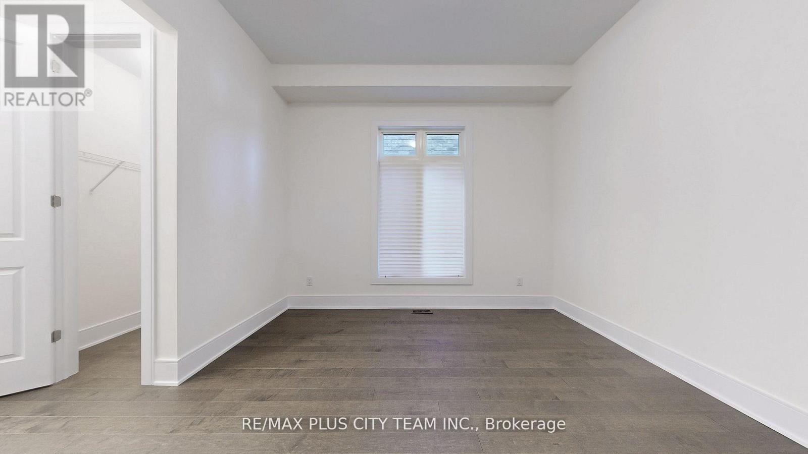 8 Saxby Farm Avenue, King, Ontario  L7B 1K5 - Photo 17 - N12944896