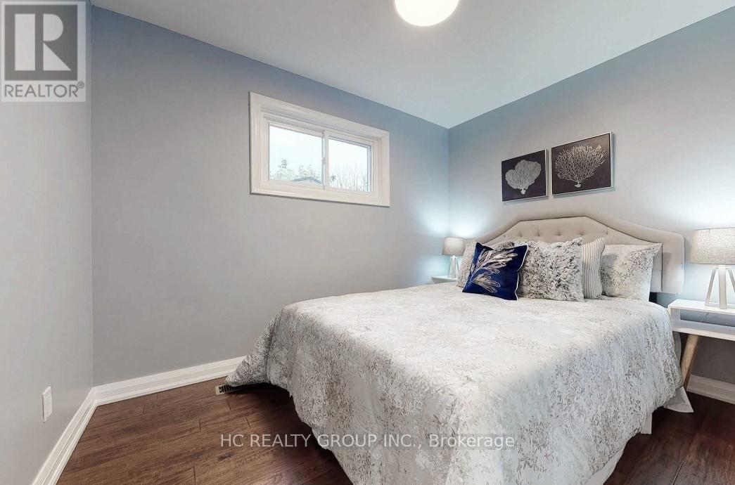 101 Cartier Crescent, Richmond Hill, Ontario  L4C 2N3 - Photo 7 - N12944932