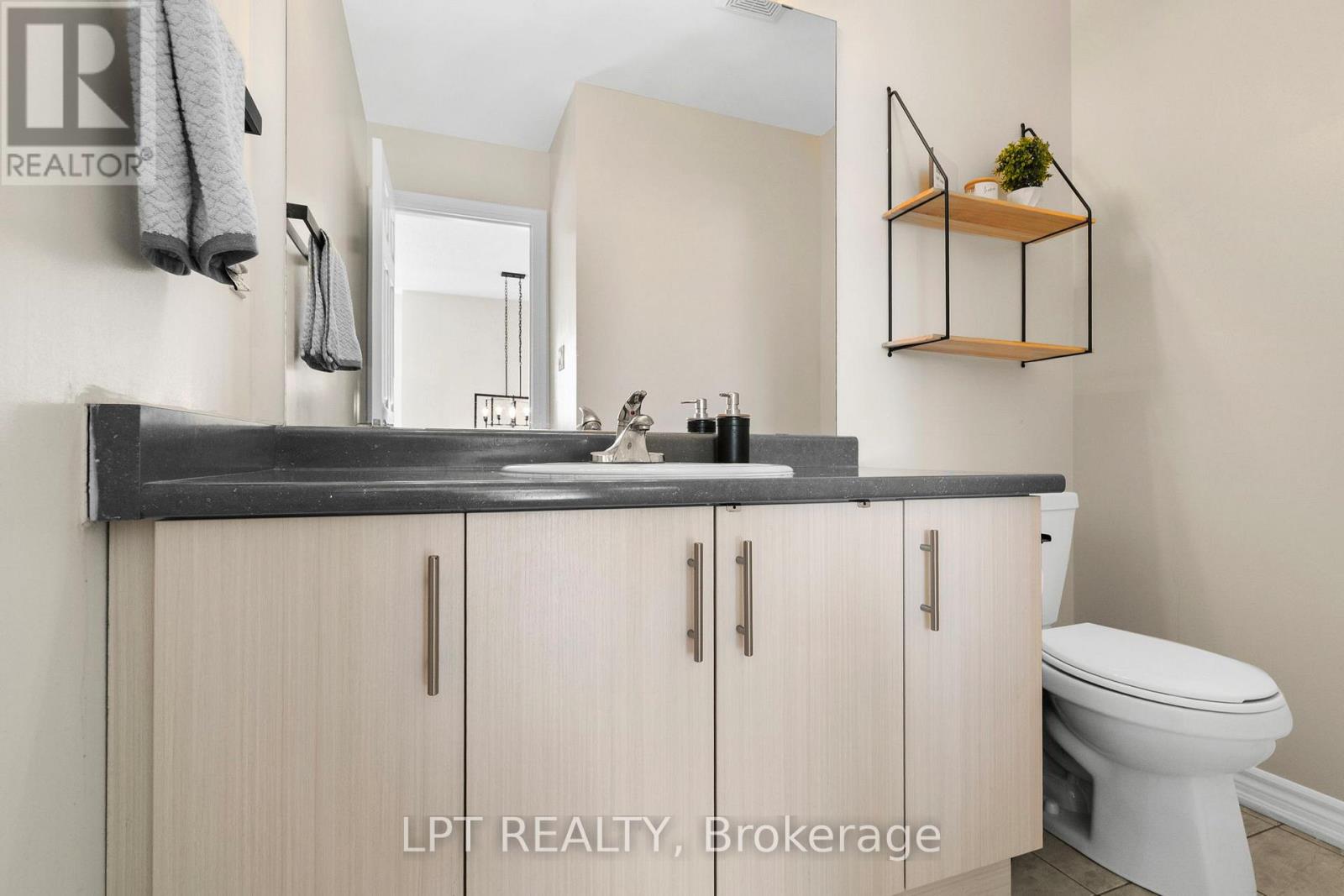 117 Taucar Gate, Bradford West Gwillimbury (Bradford), Ontario  L3Z 0V8 - Photo 12 - N12945014