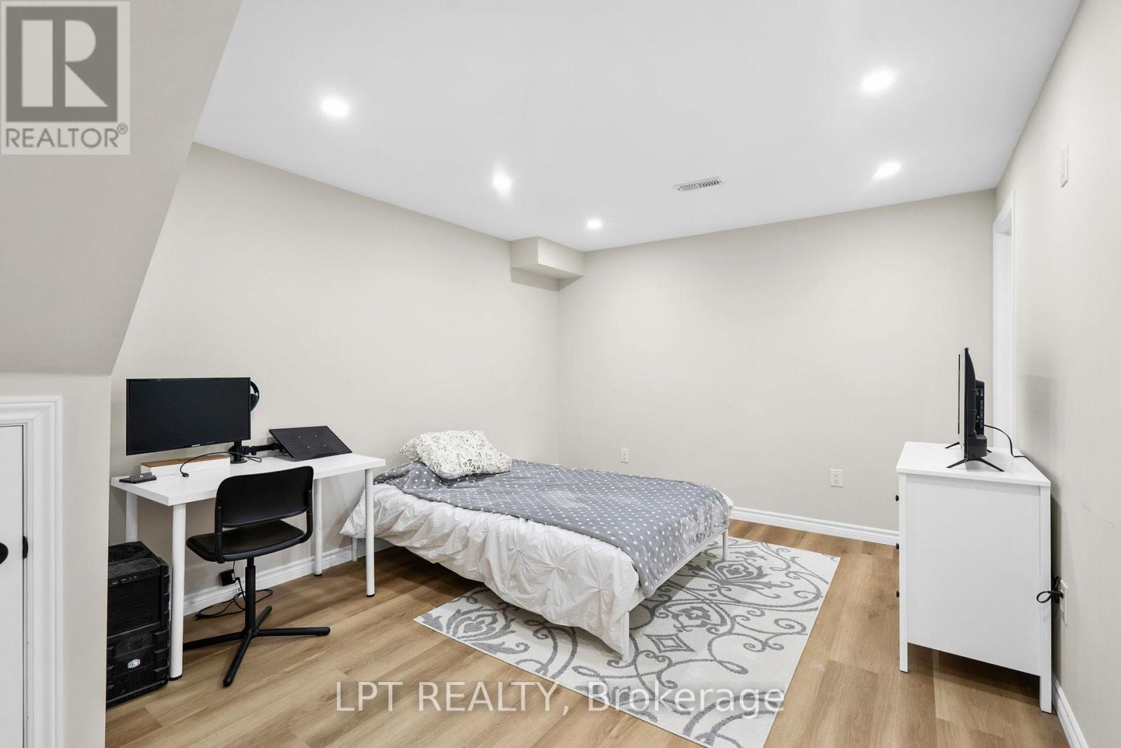 117 Taucar Gate, Bradford West Gwillimbury (Bradford), Ontario  L3Z 0V8 - Photo 23 - N12945014