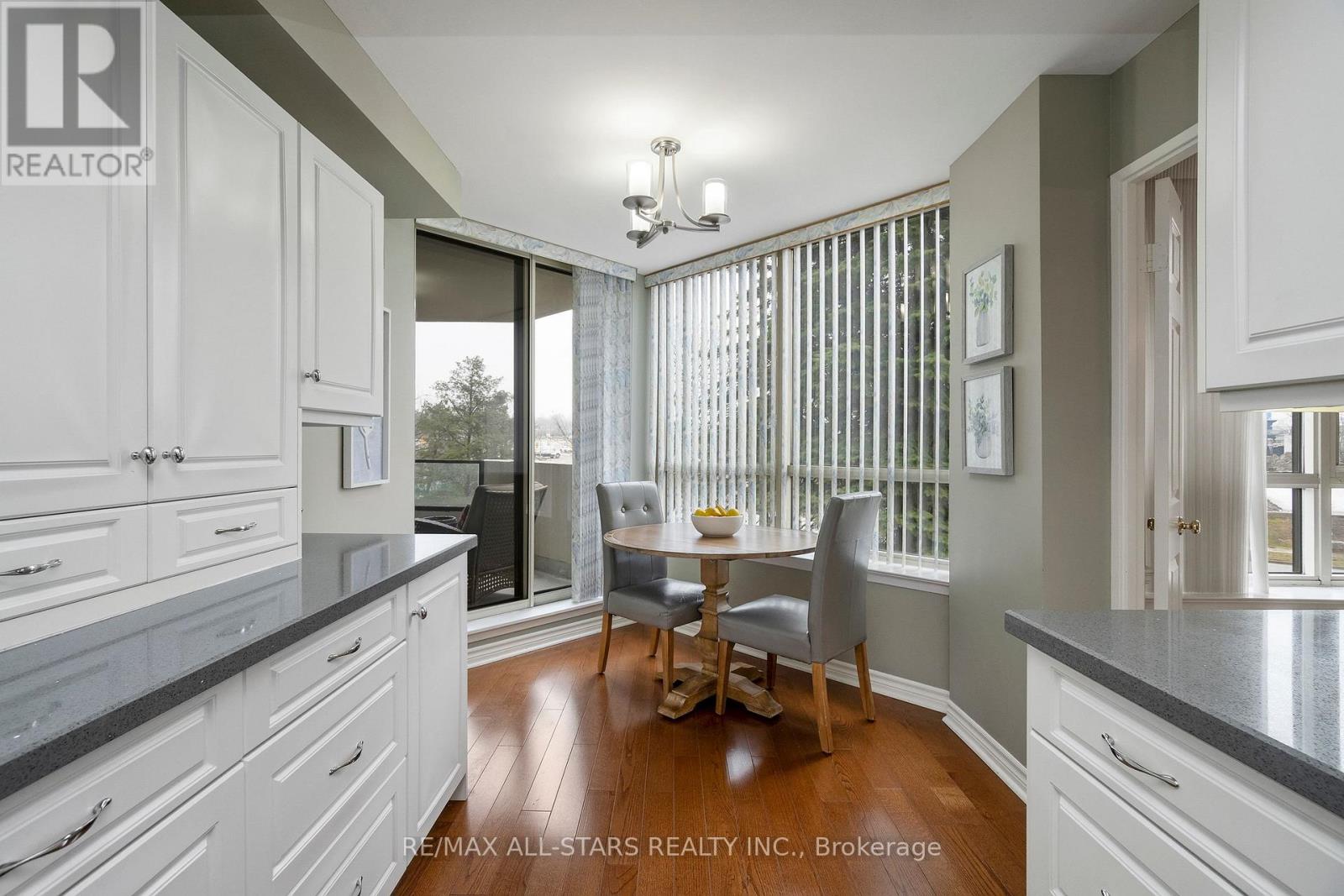 218 - 25 Austin Drive, Markham, Ontario  L3R 8H4 - Photo 4 - N12945106