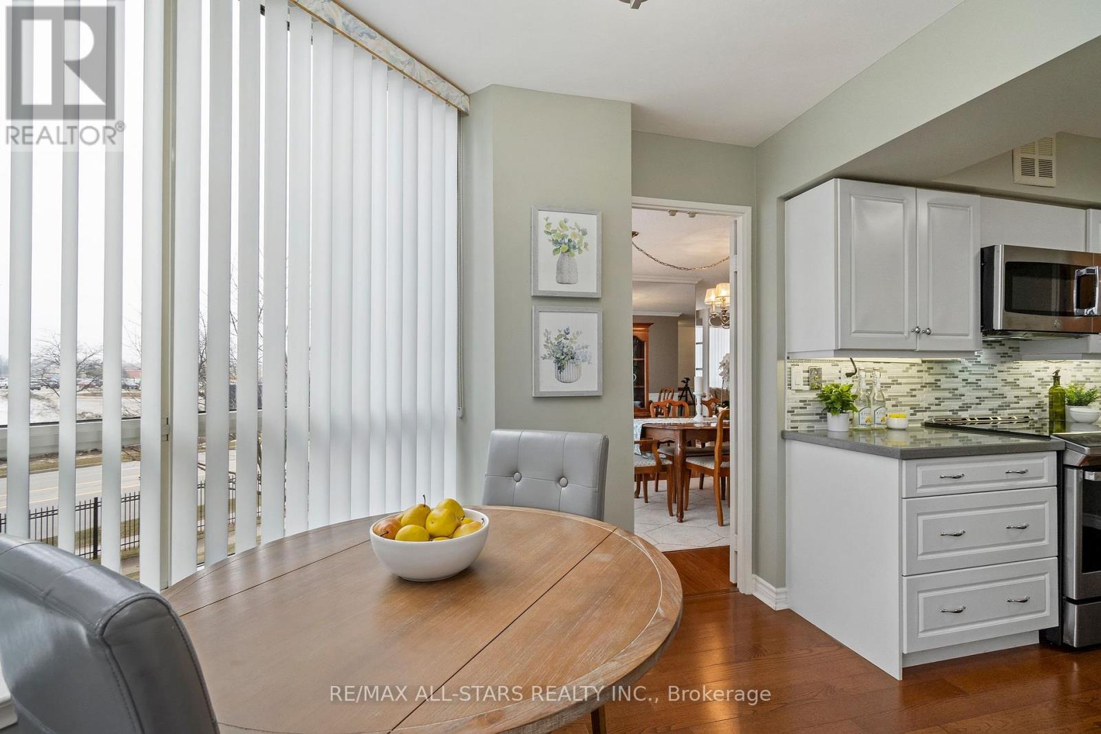 218 - 25 Austin Drive, Markham, Ontario  L3R 8H4 - Photo 6 - N12945106