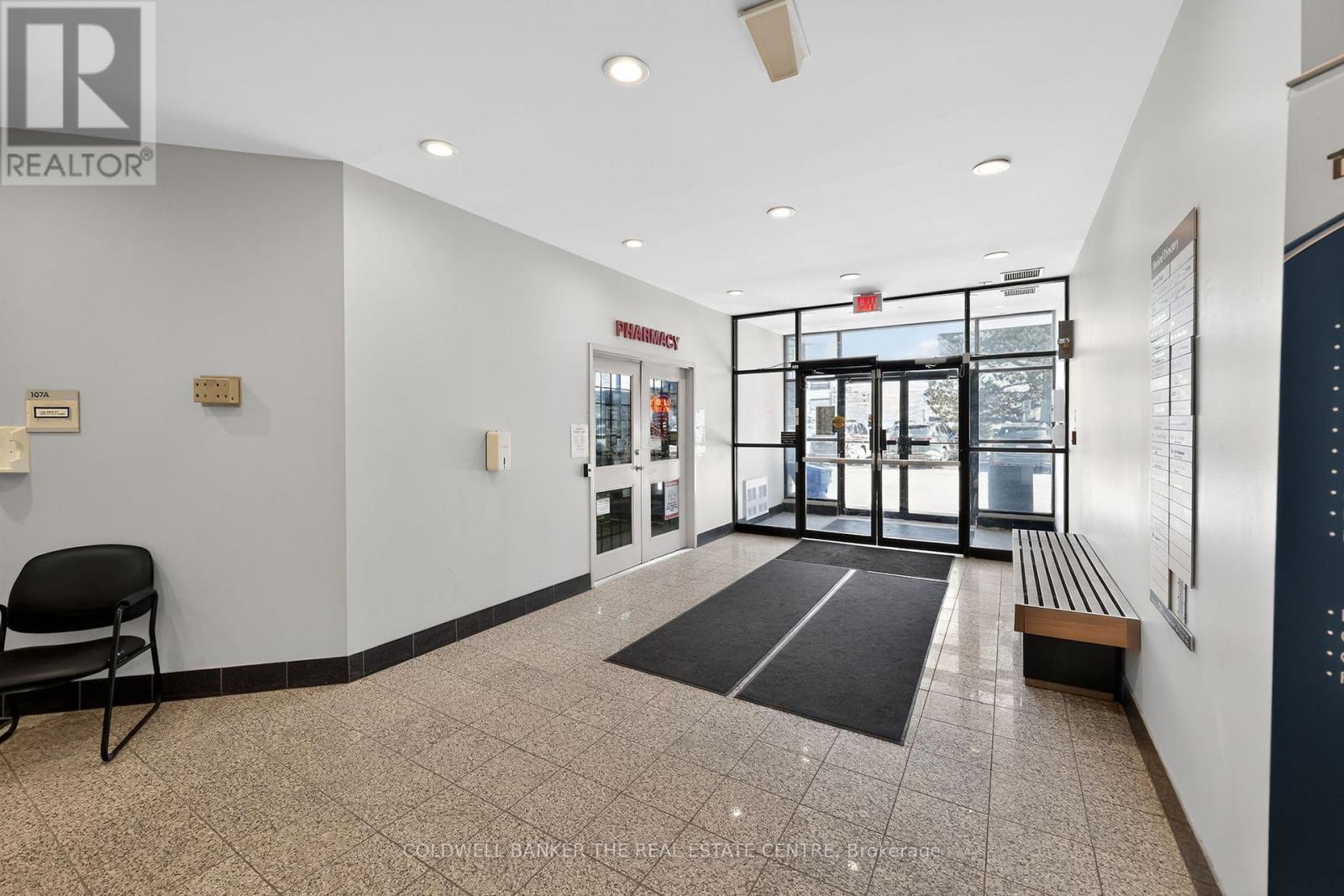 309 - 712 Davis Drive, Newmarket, Ontario  L3Y 8C3 - Photo 5 - N12945300