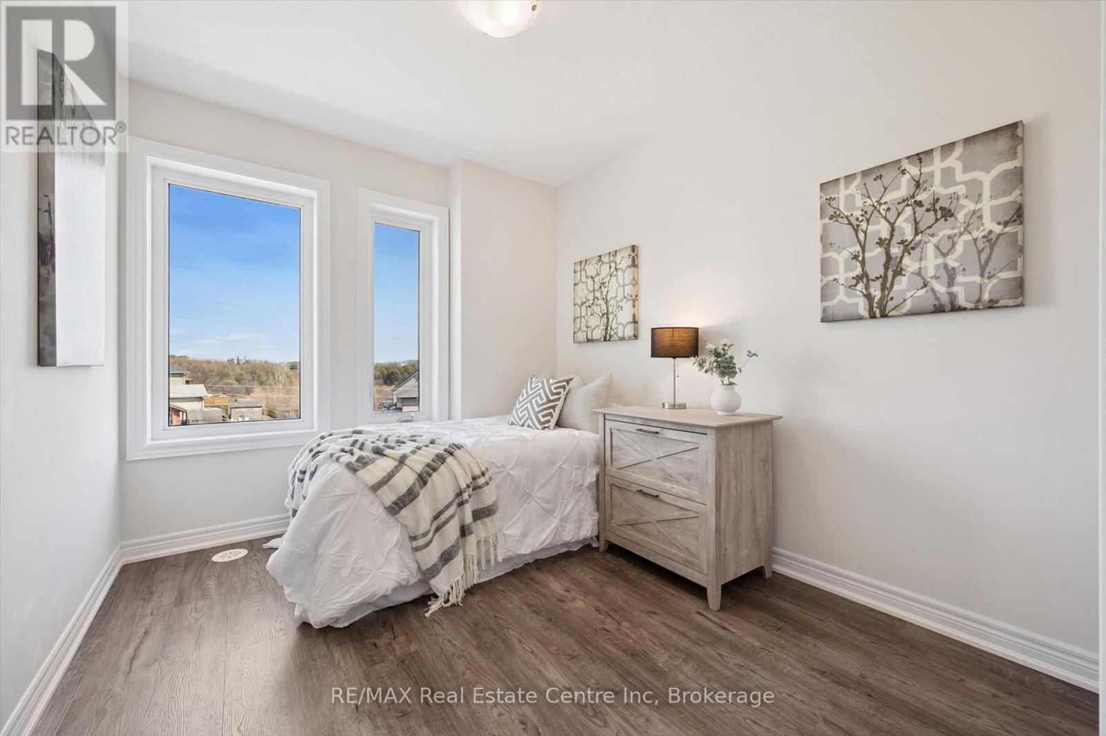 9 - 126 Watson Parkway N, Guelph, Ontario  N1E 0P6 - Photo 26 - X12945230