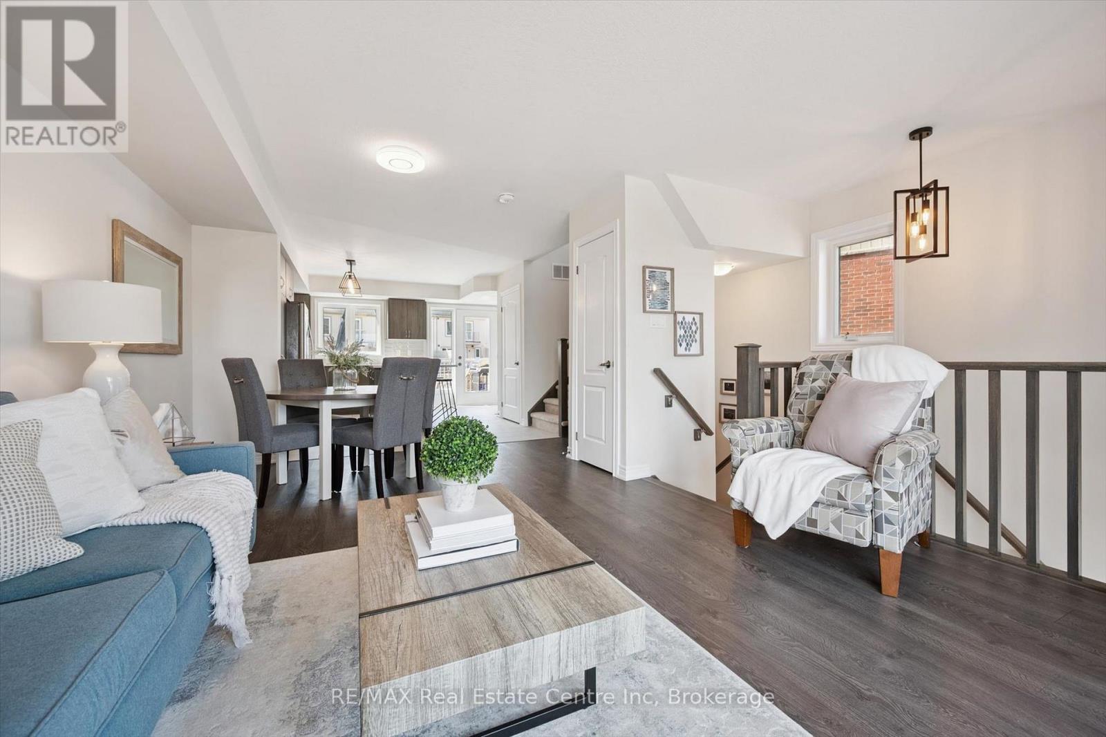 9 - 126 Watson Parkway N, Guelph, Ontario  N1E 0P6 - Photo 8 - X12945230