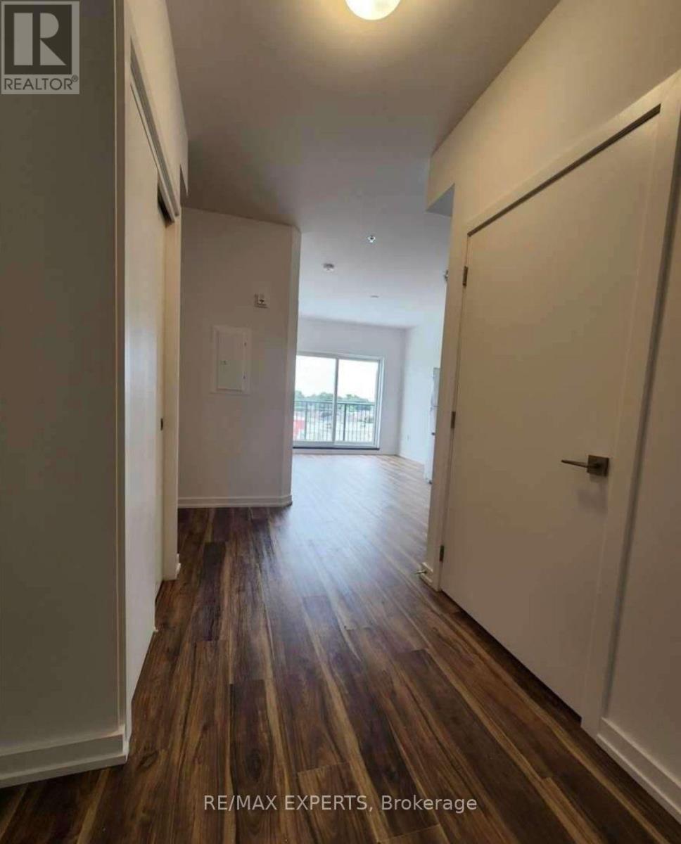 416 - 430 Essa Road, Barrie, Ontario  L0M 1A0 - Photo 3 - S12945278