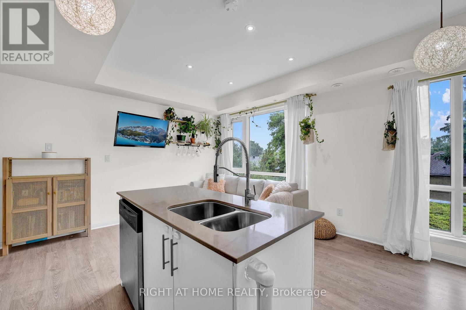 312 - 639 Lawrence Avenue W, Toronto, Ontario  M6A 1A9 - Photo 10 - C12945296