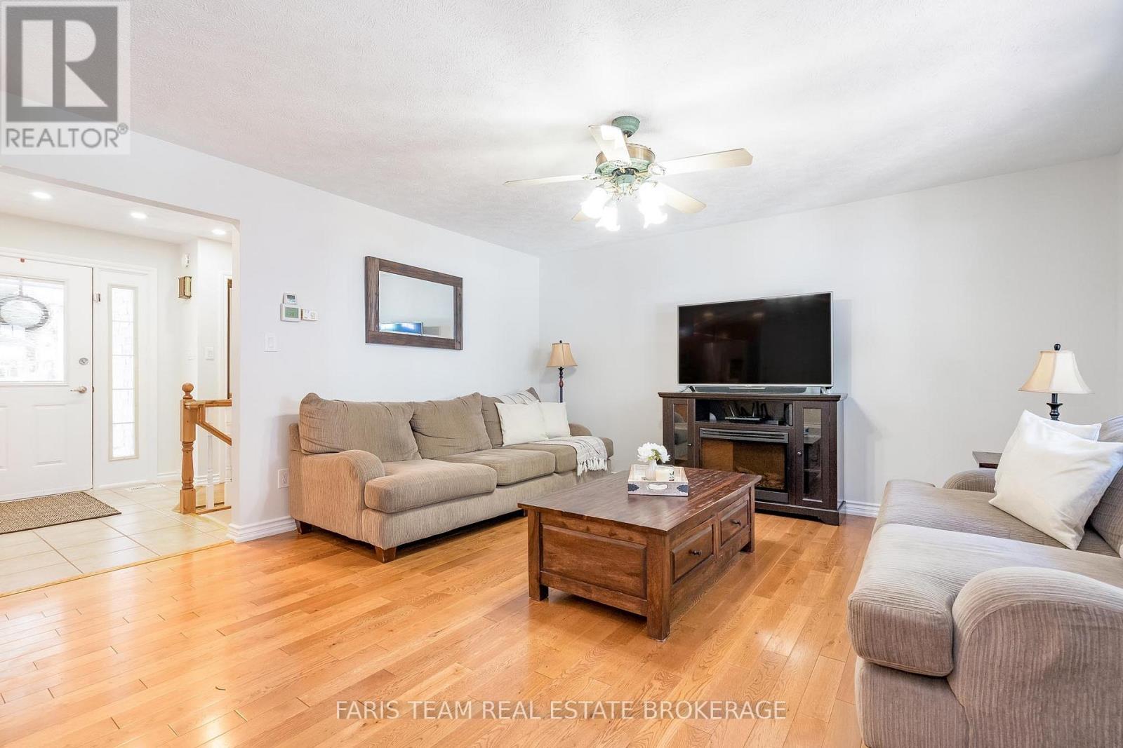 21 Maryjane Road, Tiny, Ontario  L0L 2T0 - Photo 14 - S12729538