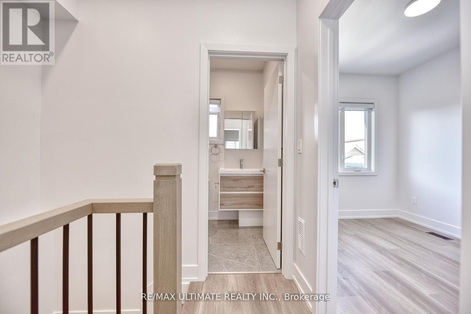 Laneway - 385 Mcroberts Avenue, Toronto, Ontario  M6E 4R1 - Photo 10 - W12944894