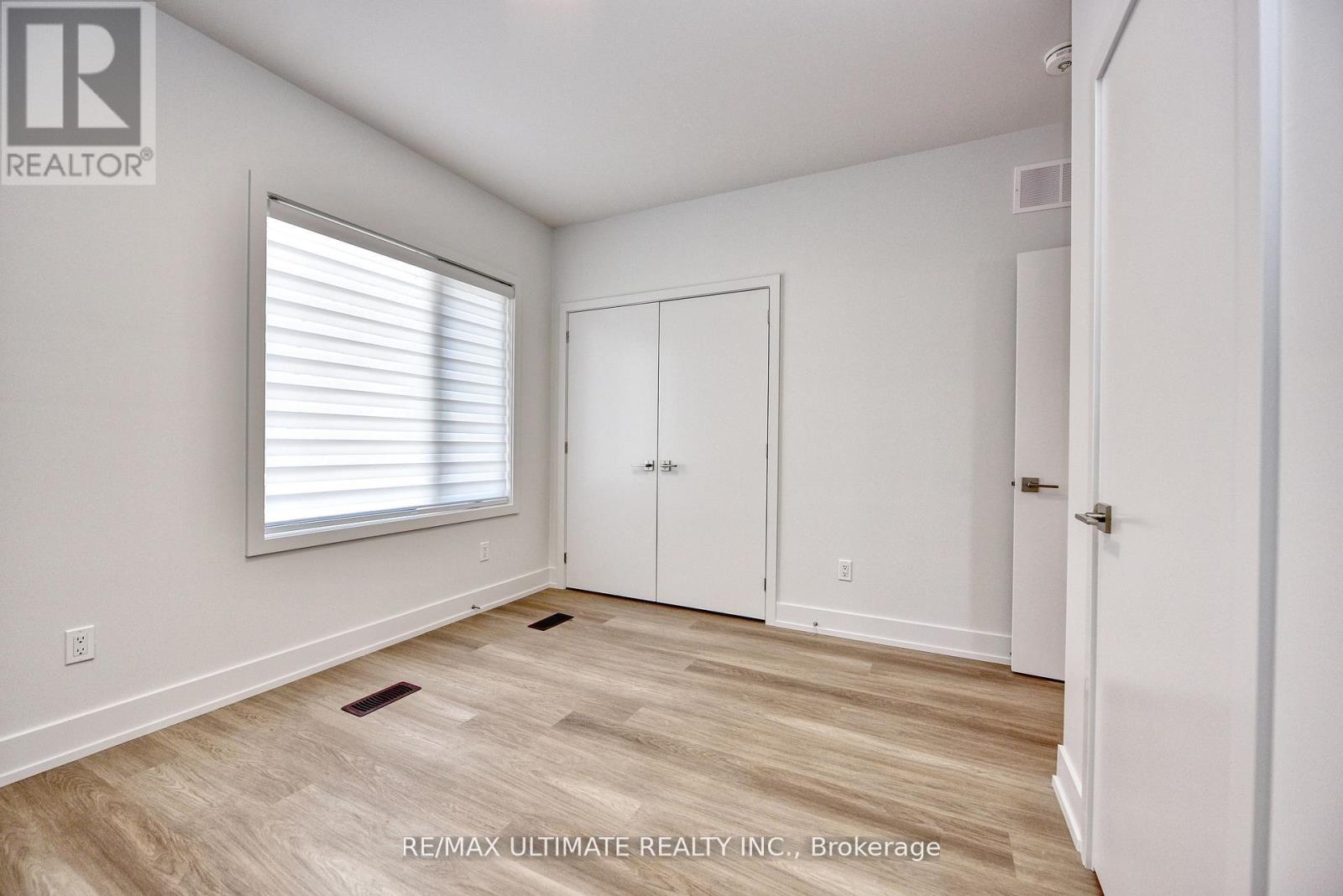 Laneway - 385 Mcroberts Avenue, Toronto, Ontario  M6E 4R1 - Photo 18 - W12944894