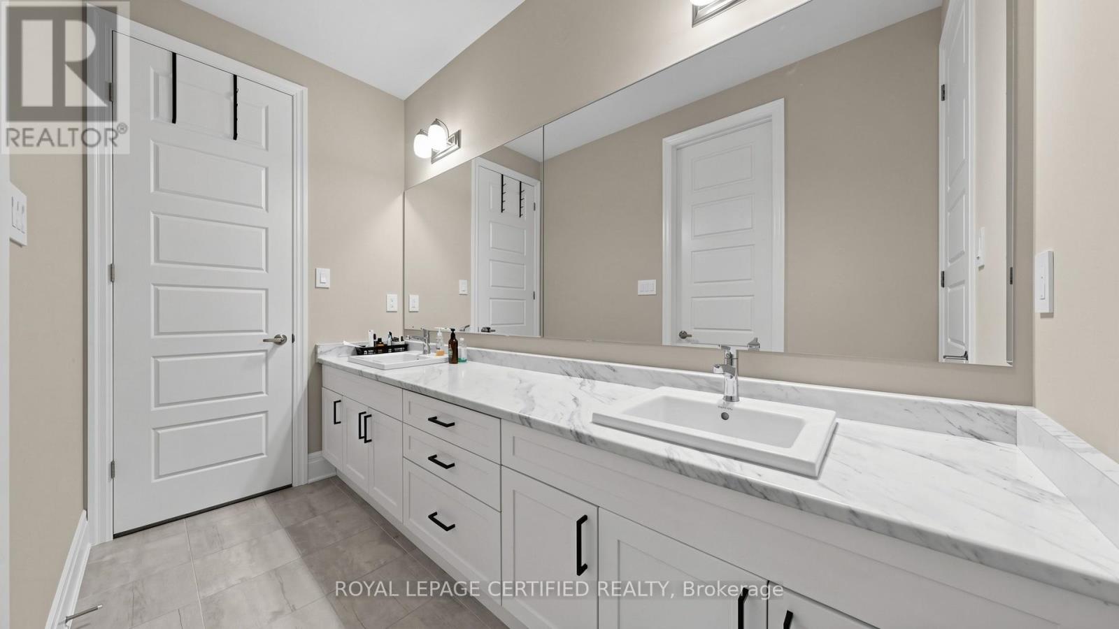 361 Marigold Crescent, Milton, Ontario  L9T 2X5 - Photo 22 - W12944910