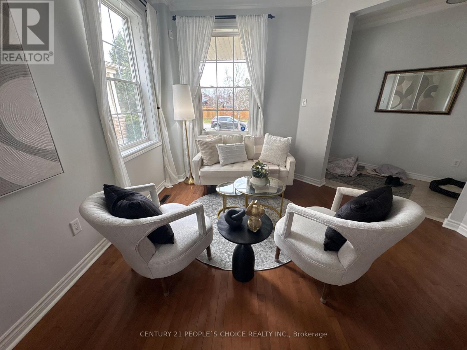 7107 Appletree Lane, Mississauga, Ontario  L5W 1W5 - Photo 9 - W12944912