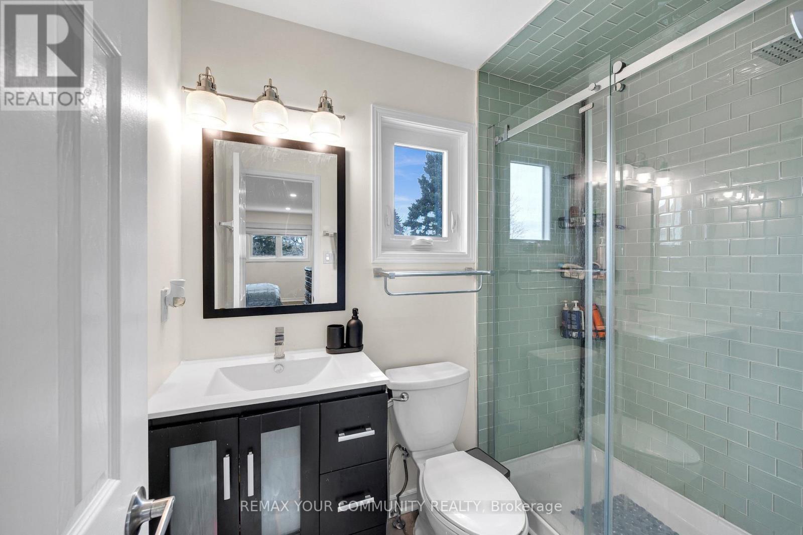 22 Madelaine Crescent, Brampton, Ontario  L6S 2Y9 - Photo 24 - W12944916