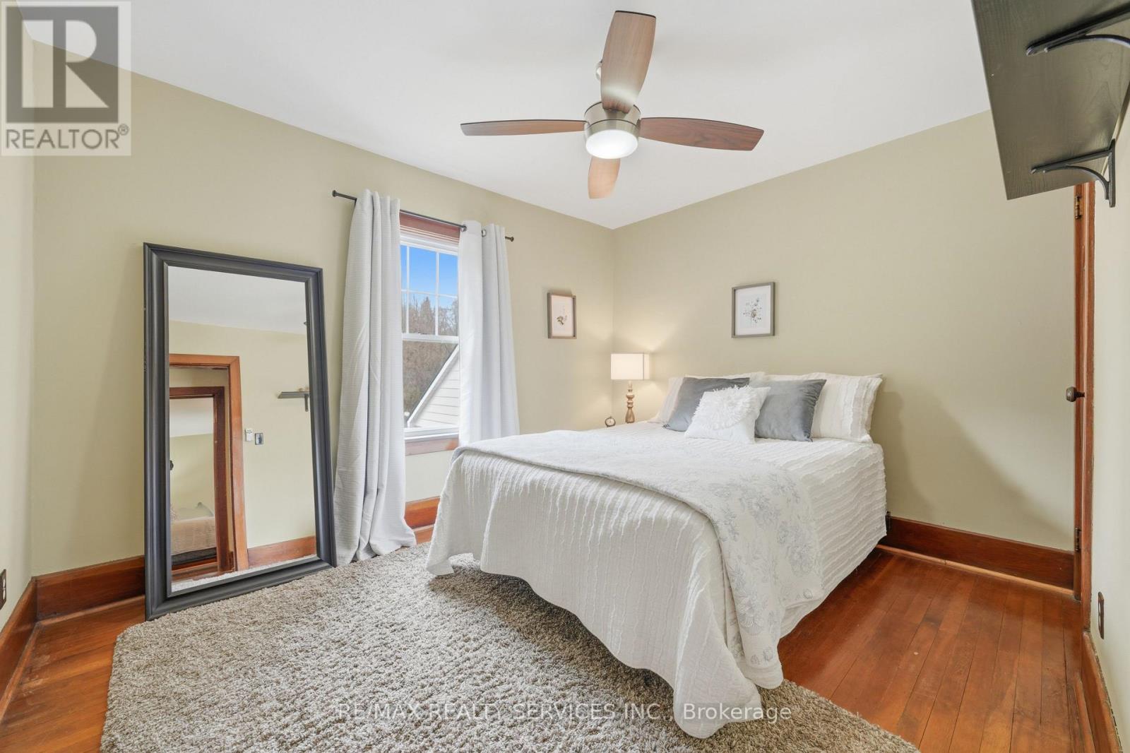 2 Maple Avenue, Caledon, Ontario  L7C 1K5 - Photo 28 - W12944958