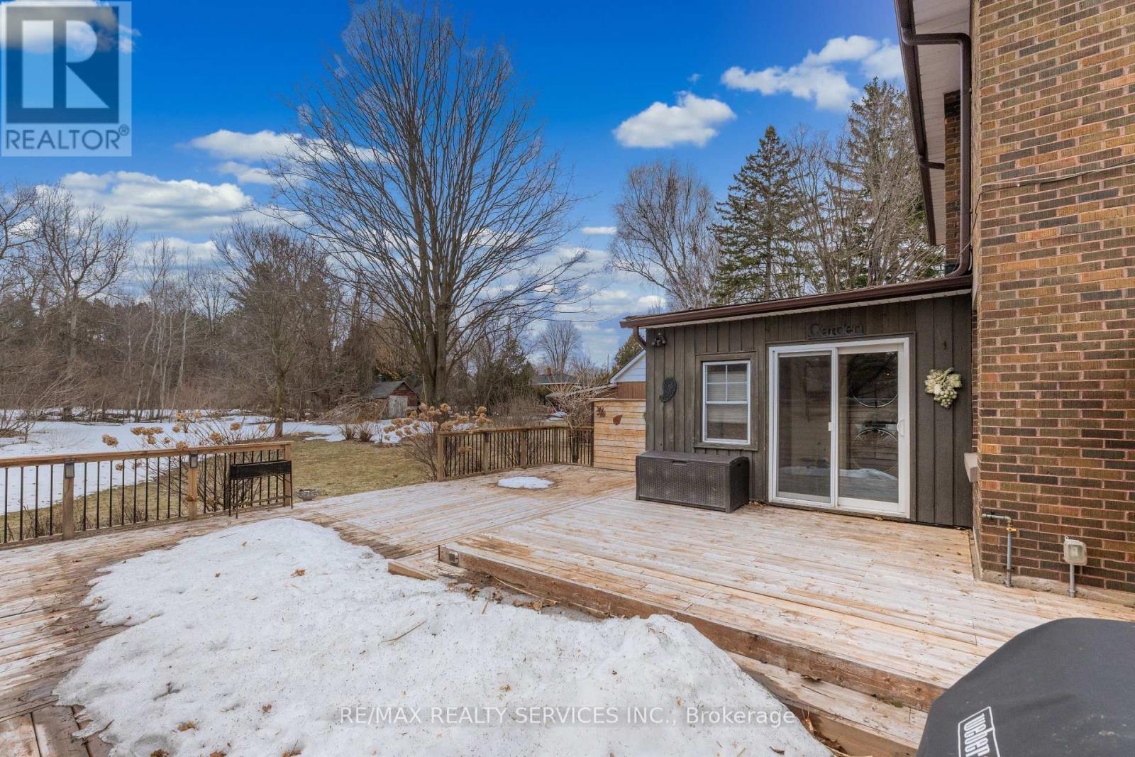 2 Maple Avenue, Caledon, Ontario  L7C 1K5 - Photo 40 - W12944958