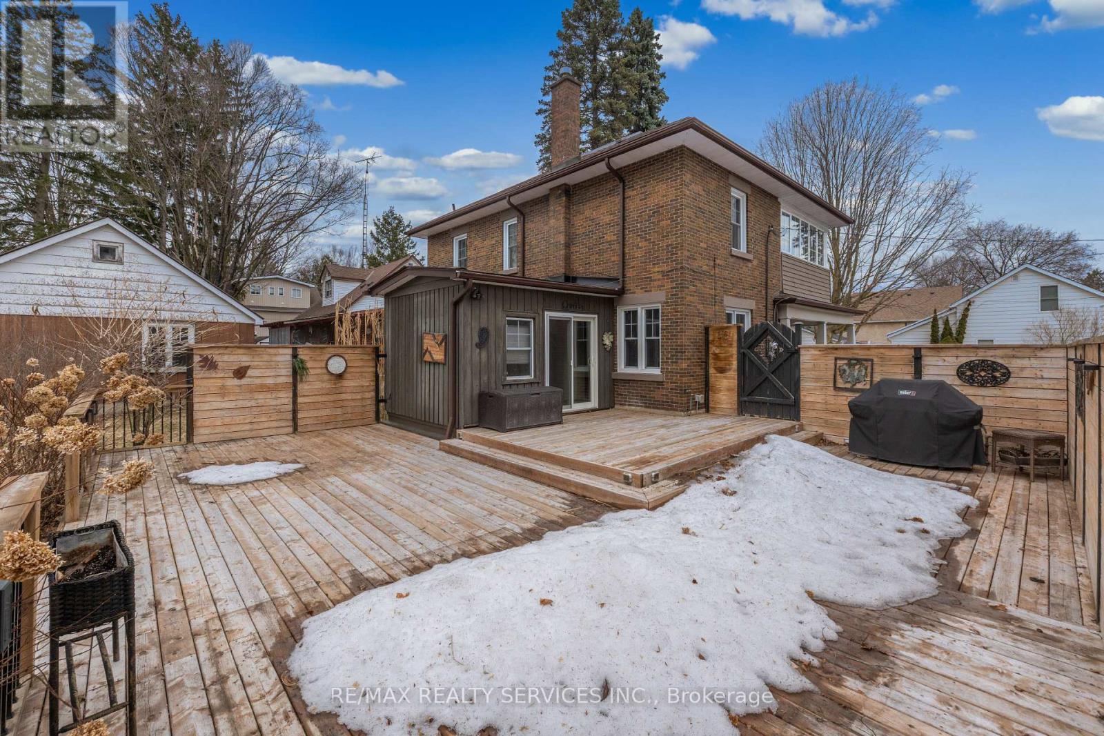 2 Maple Avenue, Caledon, Ontario  L7C 1K5 - Photo 41 - W12944958