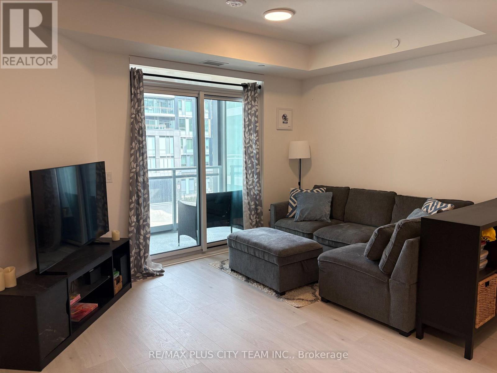 345 - 2501 Saw Whet Boulevard, Oakville, Ontario  L6M 5N2 - Photo 3 - W12944996