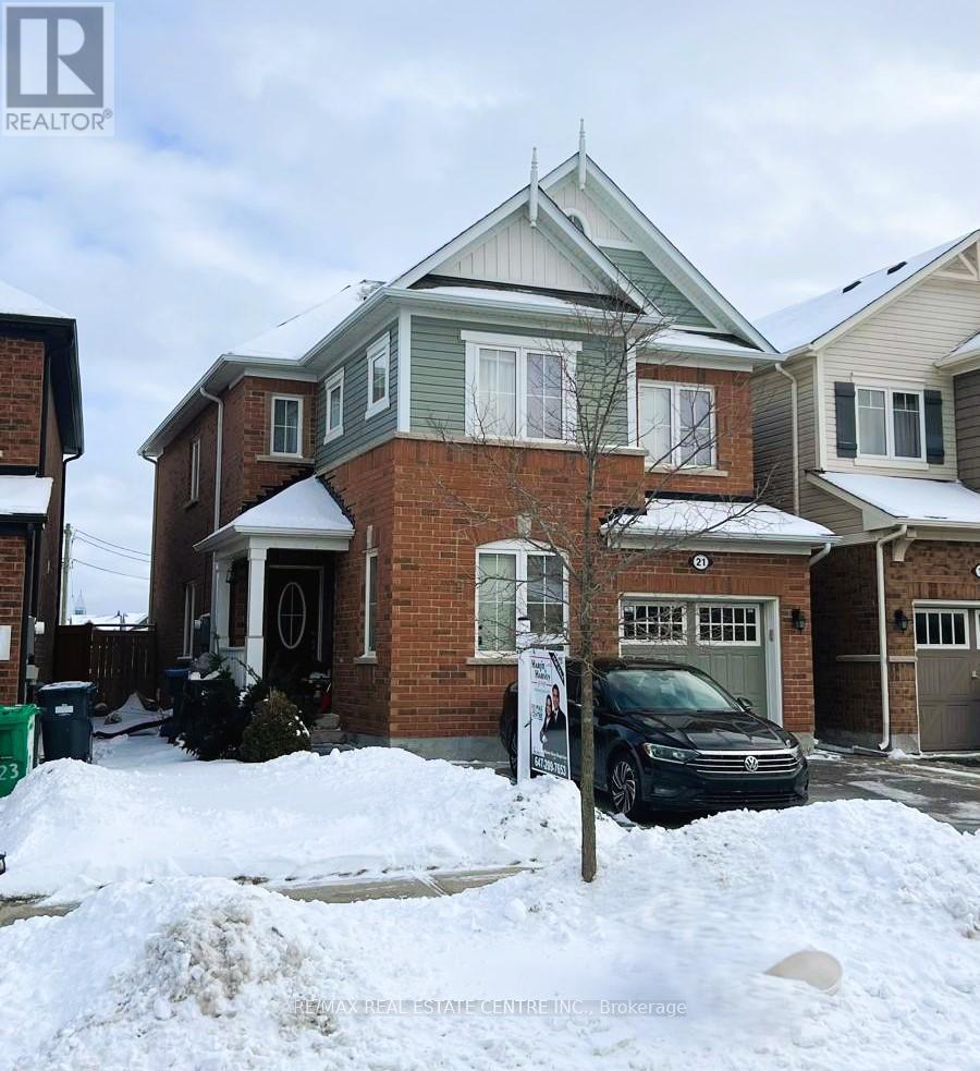 21 Mercedes Road, Brampton, Ontario  L7A 0G2 - Photo 3 - W12945028