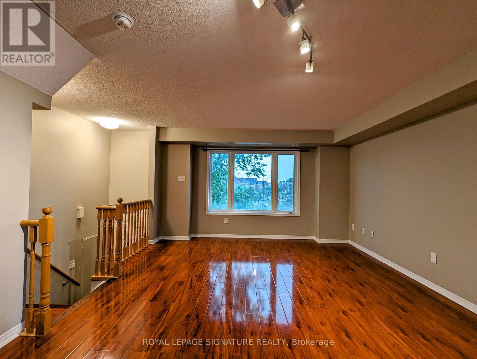 19 - 4861 Halfmoon Grove S, Mississauga, Ontario  L5M 7P7 - Photo 11 - W12945060