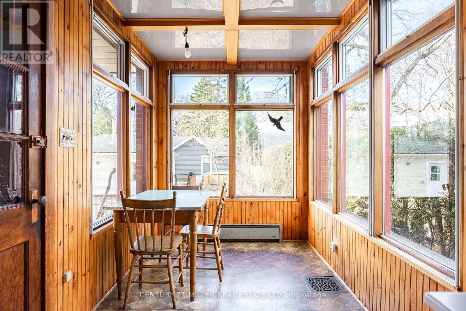 176 Douglas Avenue, Oakville, Ontario  L6J 3S1 - Photo 16 - W12945066