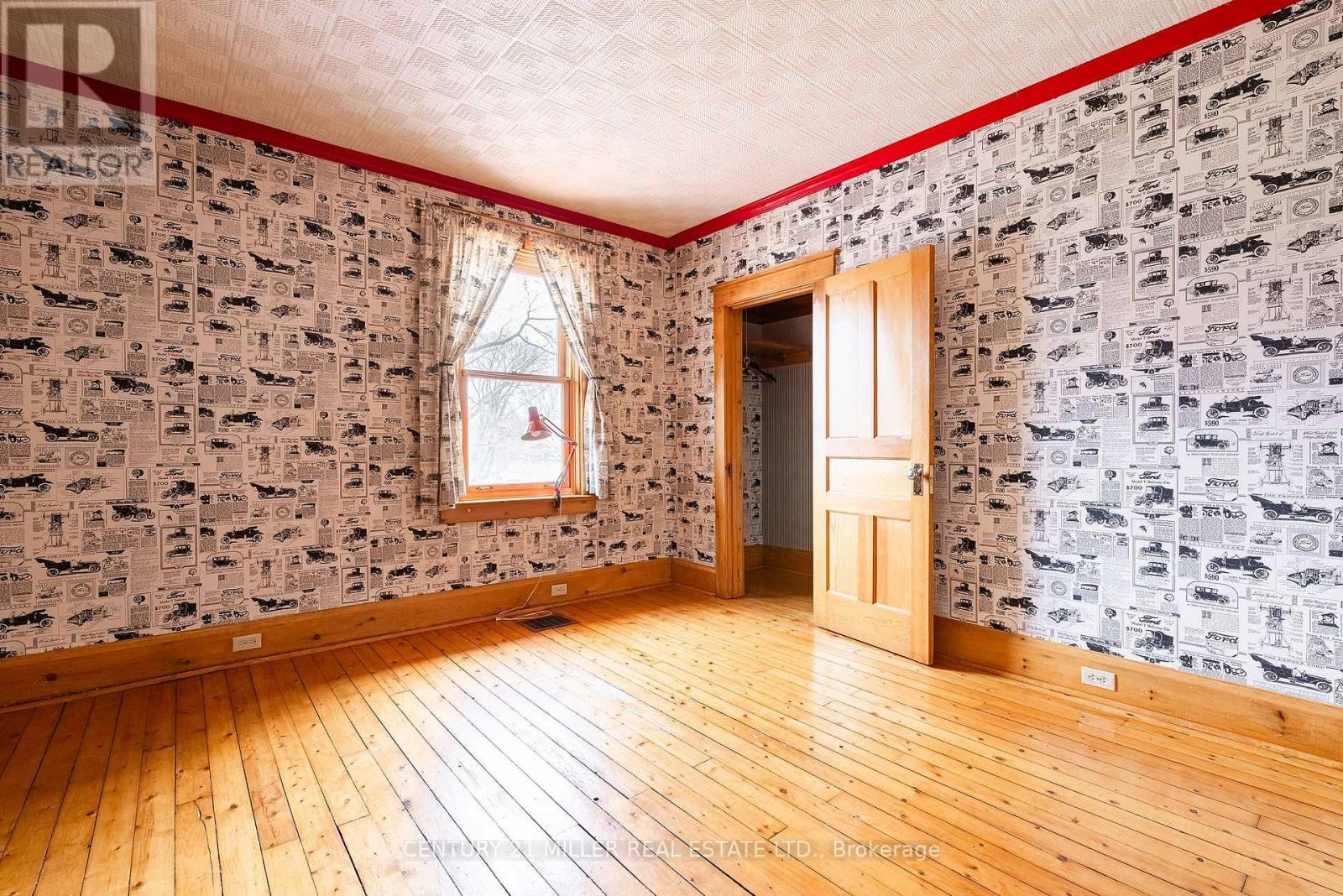 176 Douglas Avenue, Oakville, Ontario  L6J 3S1 - Photo 18 - W12945066