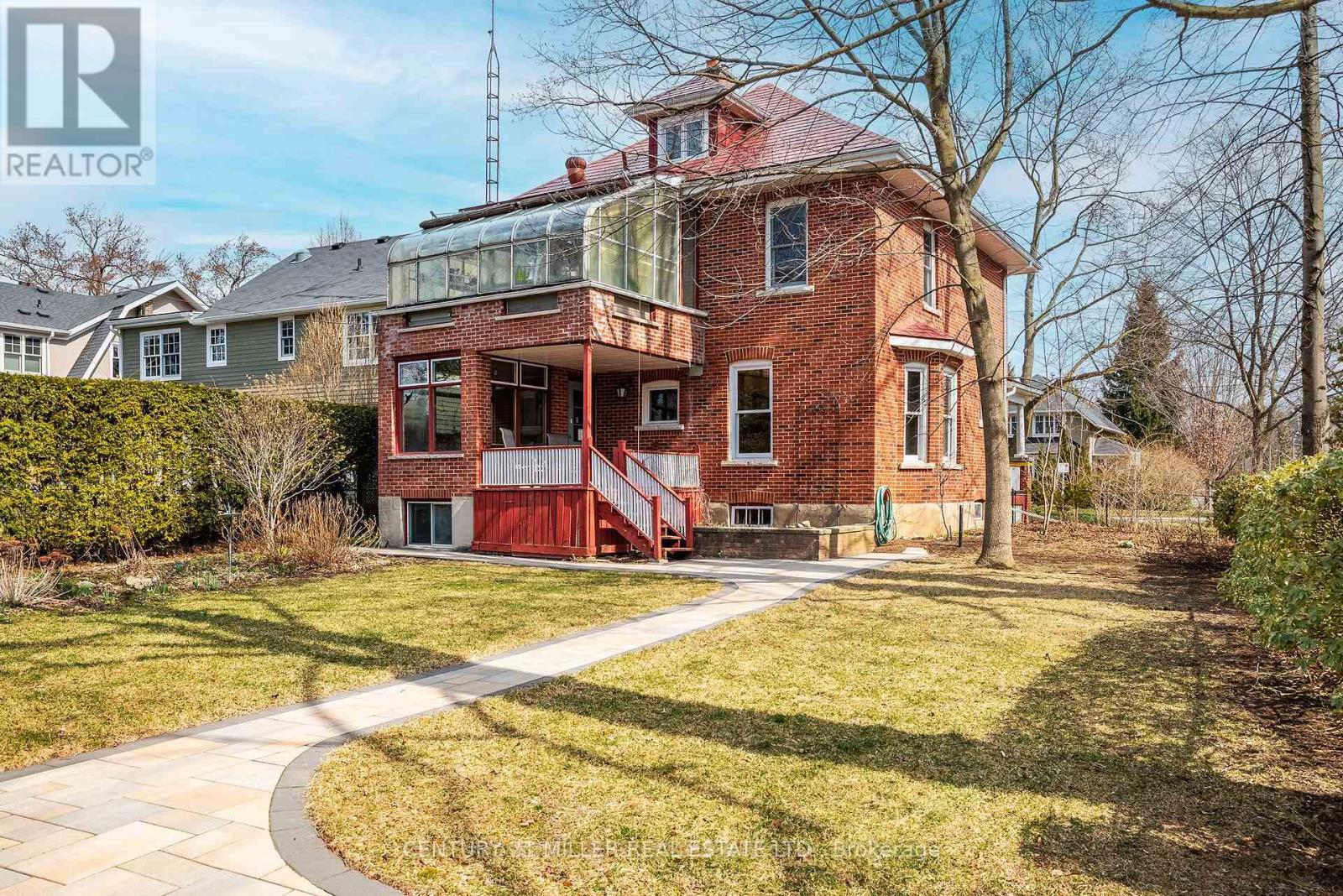 176 Douglas Avenue, Oakville, Ontario  L6J 3S1 - Photo 32 - W12945066