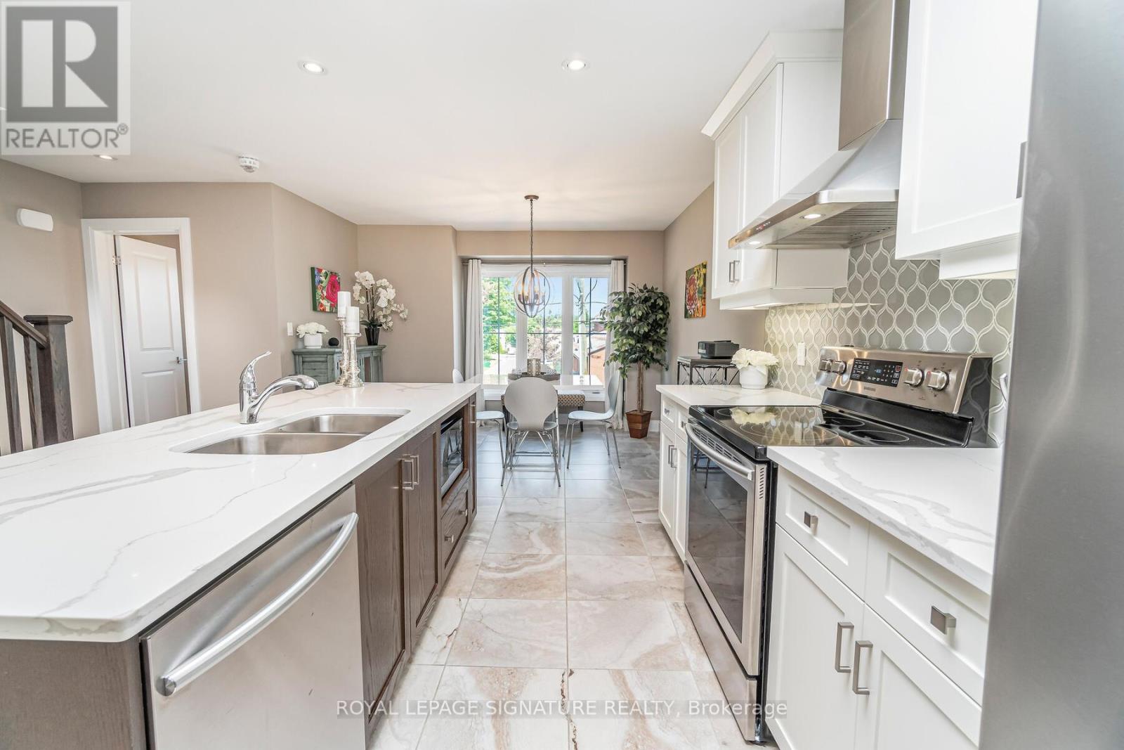 156 Church Street E, Halton Hills, Ontario  L7J 1L6 - Photo 16 - W12945080