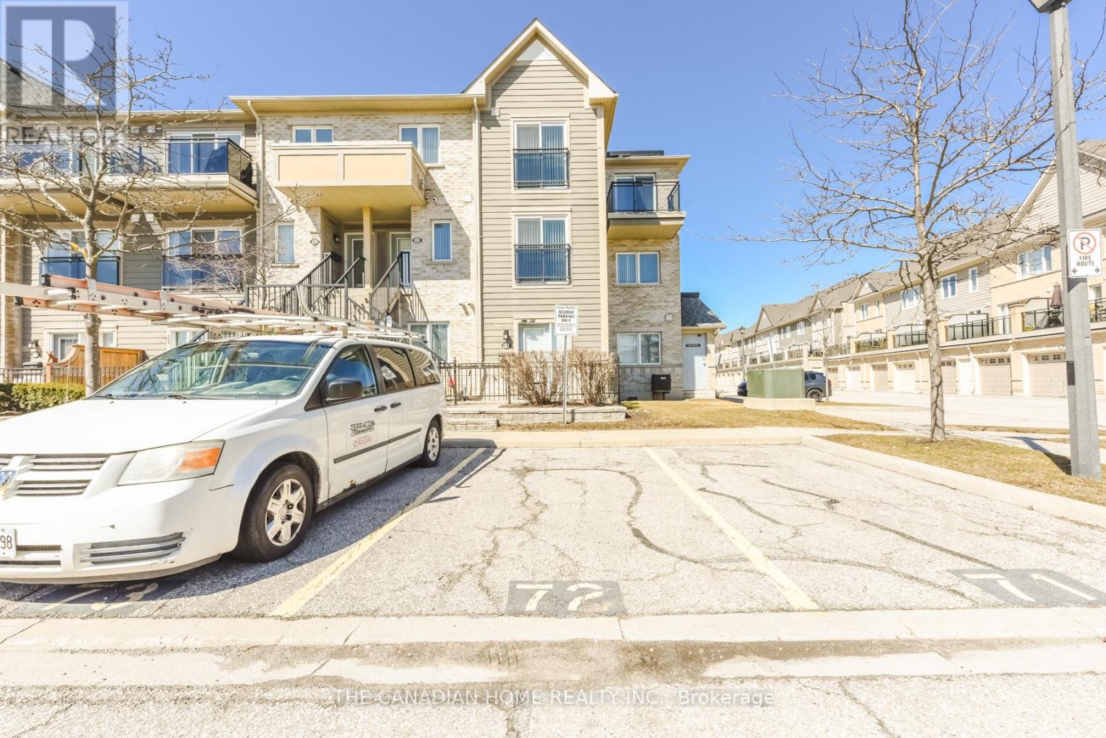 83 - 60 FAIRWOOD CIRCLE, Brampton, Ontario