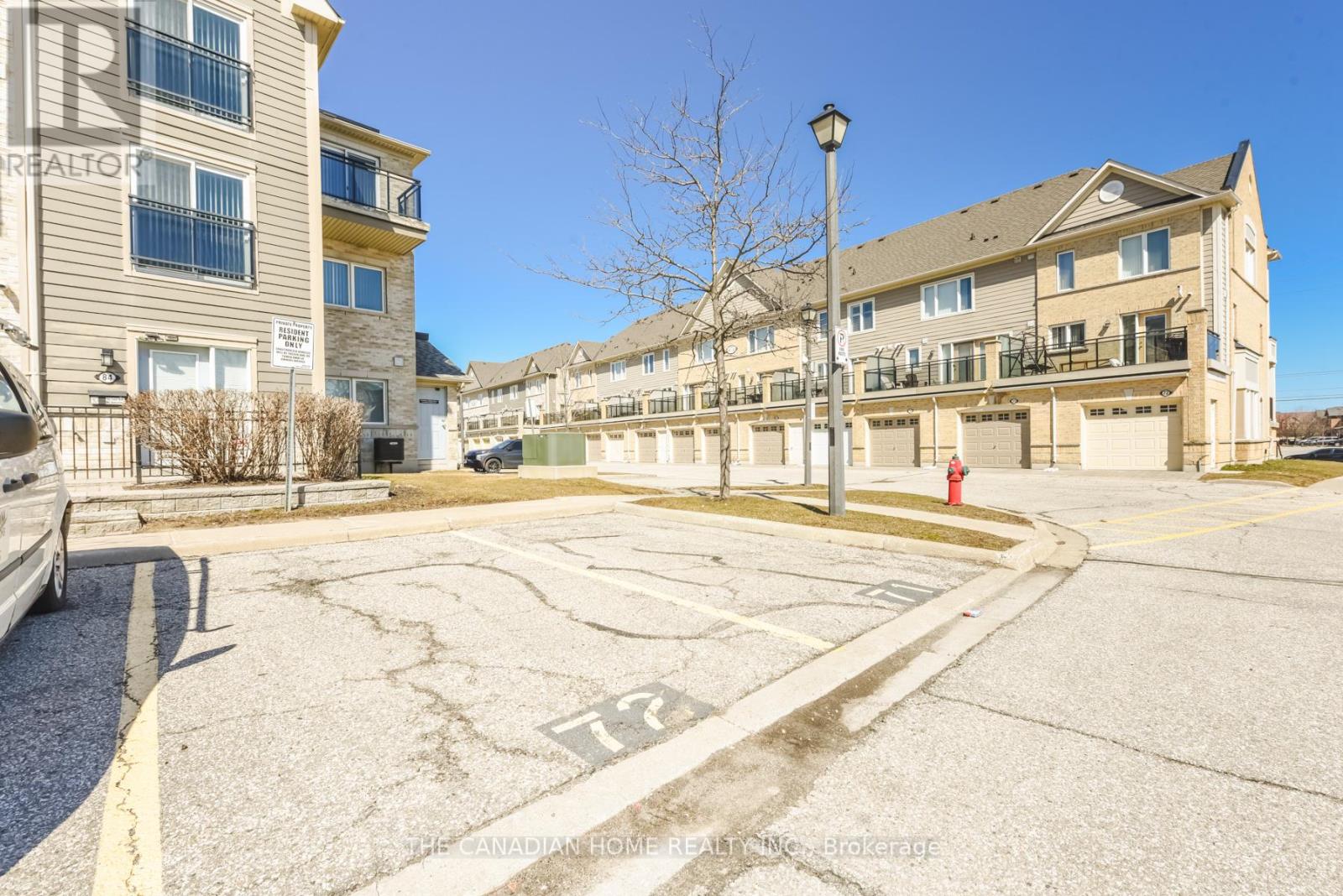 83 - 60 Fairwood Circle, Brampton, Ontario  L6R 0Y6 - Photo 5 - W12945180