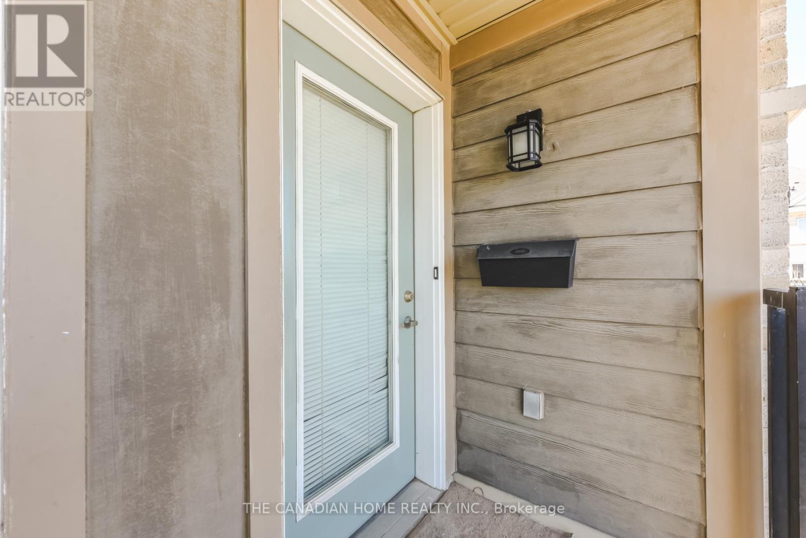 83 - 60 Fairwood Circle, Brampton, Ontario  L6R 0Y6 - Photo 7 - W12945180