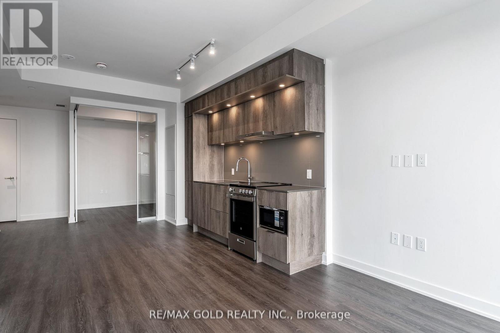 3401 - 448 Burnhamthorpe Road W, Mississauga, Ontario  L5B 4M6 - Photo 12 - W12945222