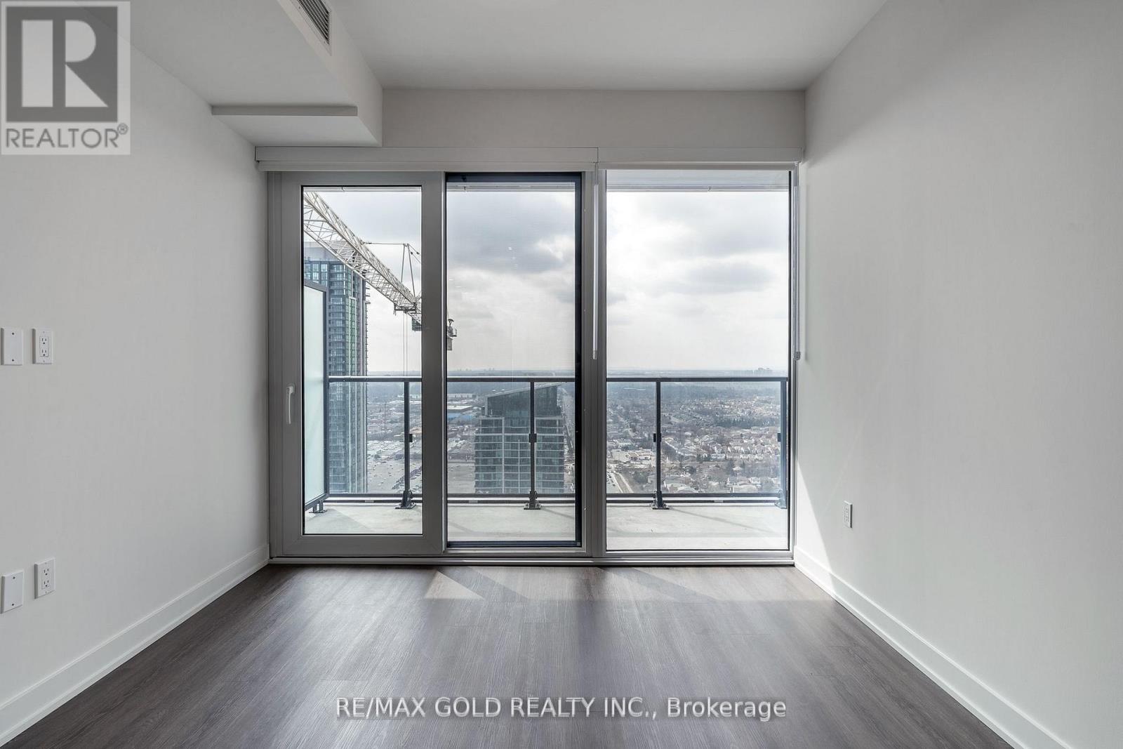 3401 - 448 Burnhamthorpe Road W, Mississauga, Ontario  L5B 4M6 - Photo 14 - W12945222